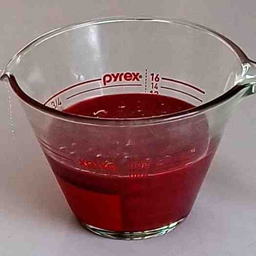 pour the mix in measuring cup